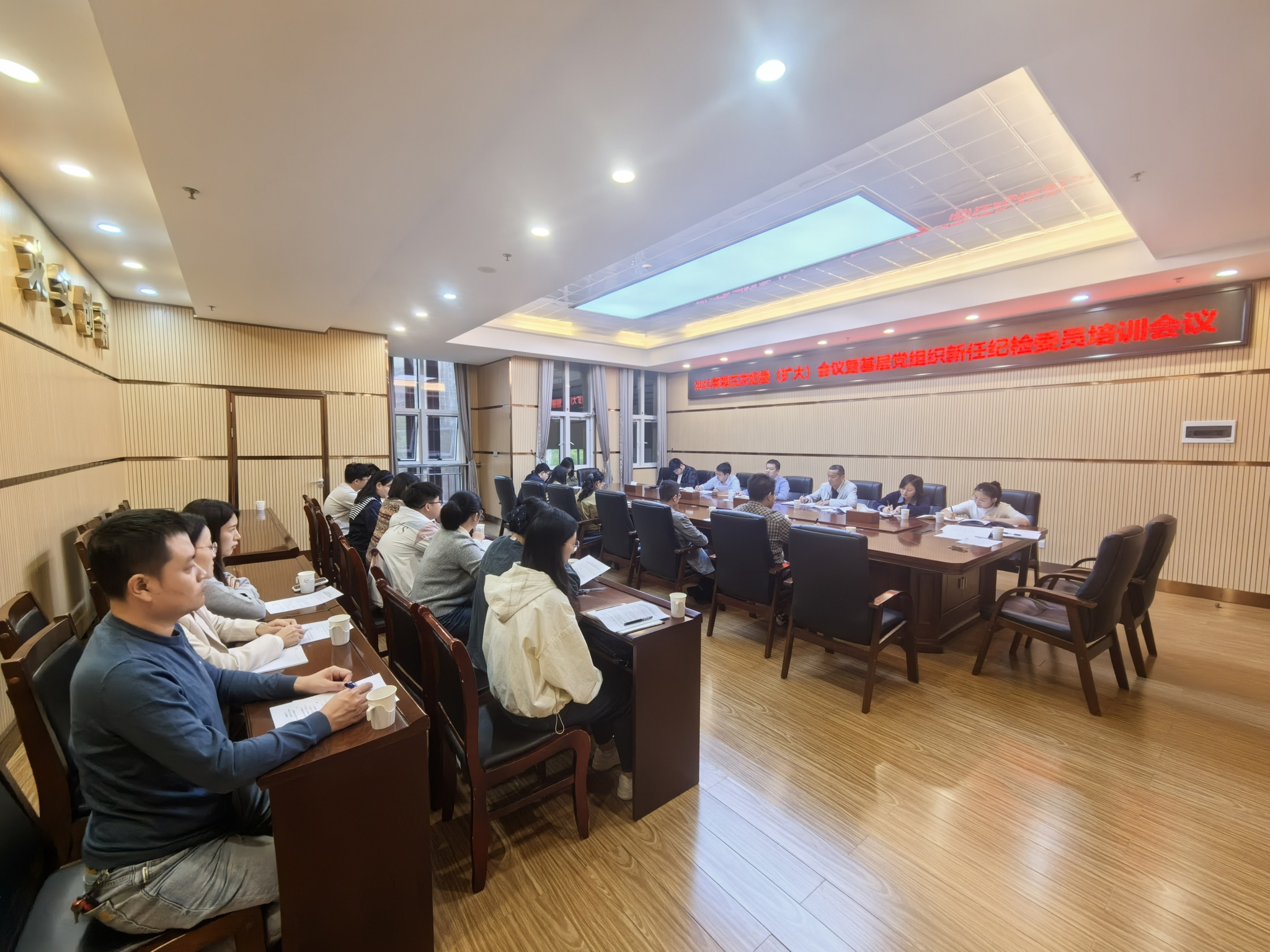 220529fa357ff68bc7f083262d9ffc6c.jpg 220529fa357ff68bc7f083262d9ffc6c.jpg