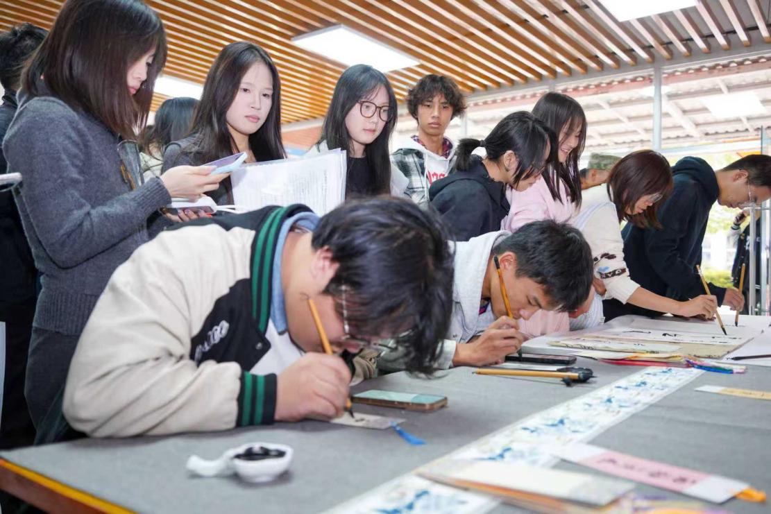 4be19c4e24edcc2ff4d1b6c71171c086