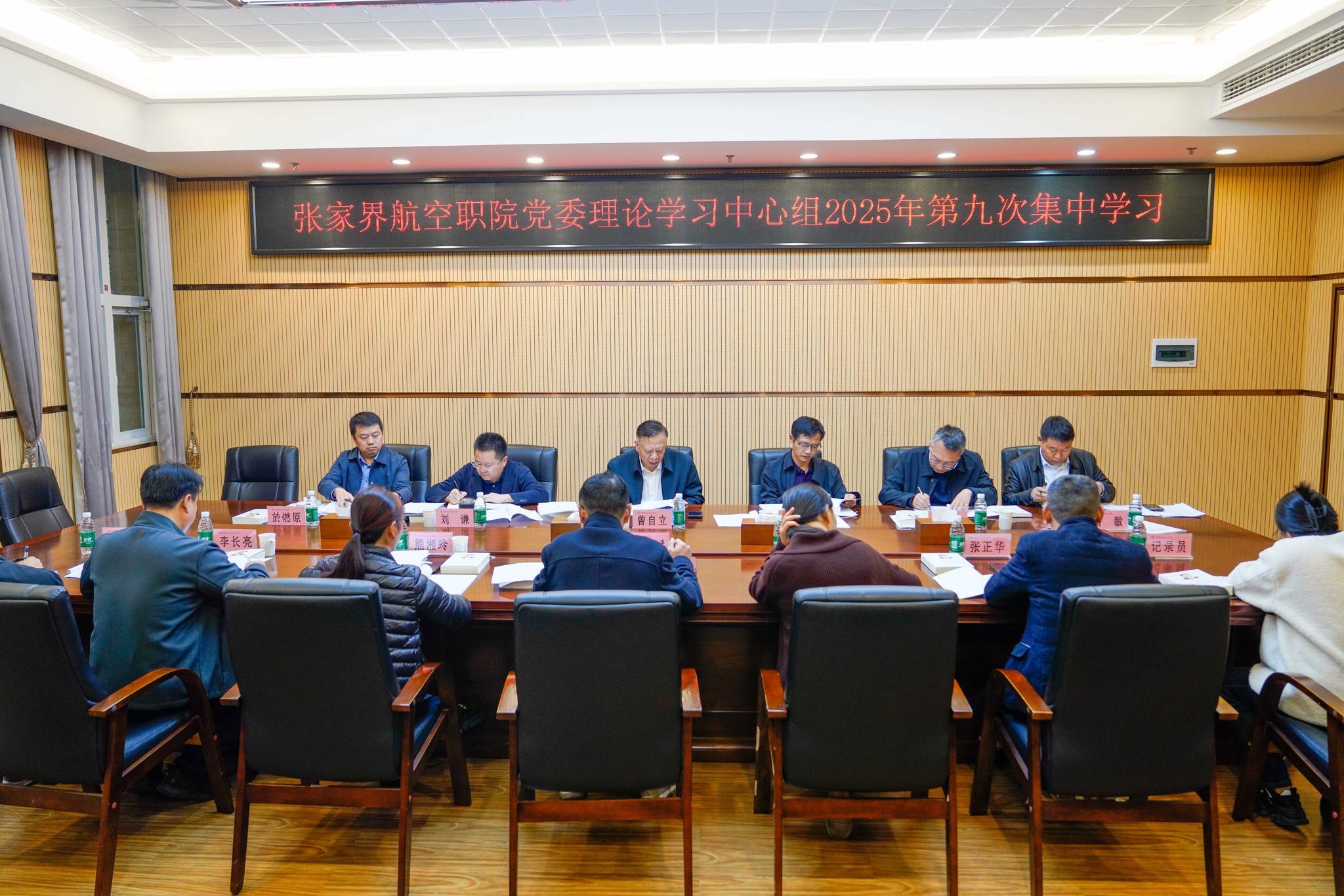 097bdcde34b213b4c64987034d4655f3.jpg 097bdcde34b213b4c64987034d4655f3.jpg