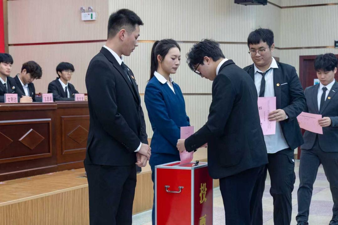 0505636d3be8a860e1766f772c884d5d