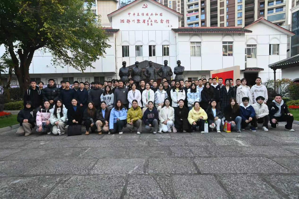 b83c3936abcab9a71f8345c1a691ac57